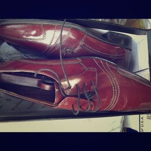 Men’s wing tips